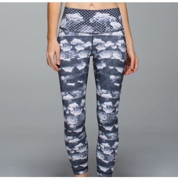 Lululemon High Times Pant *Full-On Luon Dream Rose Stripe Neutral Blush Black, 4 - Picture 7 of 7